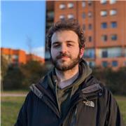 Laureato in chimica e abilitato attraverso esame di stato offre ripetizioni di scienze a studenti delle scuole superiori.